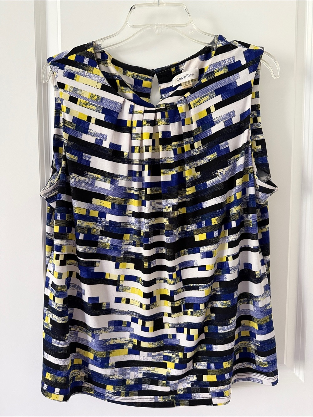 Calvin Klein Navy, White & Yellow Geometric Sleeveless Top